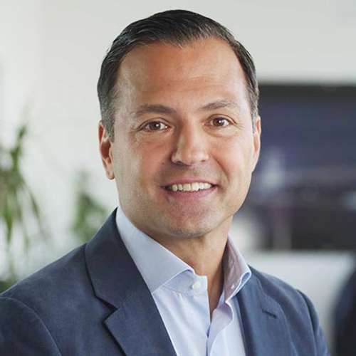 Onur Arıbaş - Genel Direktör & Hissedar Onur Arıbaş´ın resmi - Arıbaş Printing Machinery´nin Genel Direktör & Hissedarı